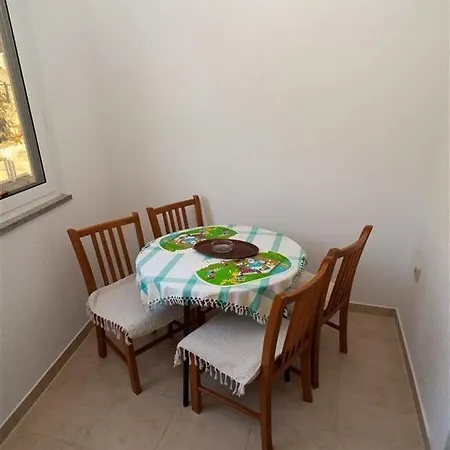 16114a Apartmán Podaca