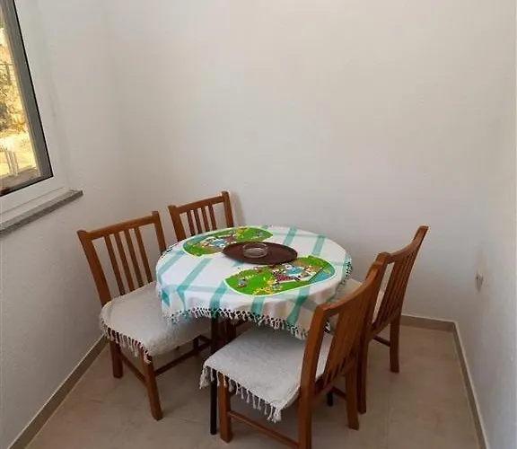 16114a Lägenhet Podaca